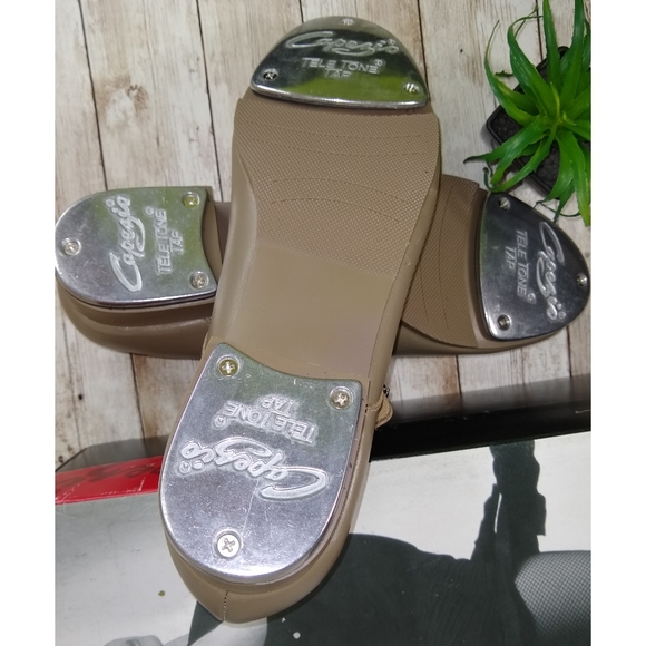 NIB Capezio 3800 Tan Mary Jane Tap Shoes - Picture 3 of 8